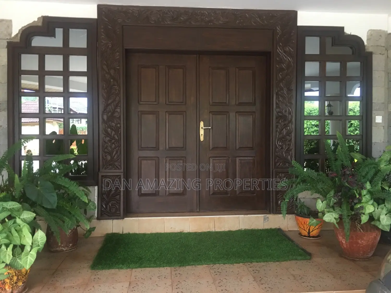 7bdrm Maisonette in Parkside 1/2 Acre, Muthaiga North for sale