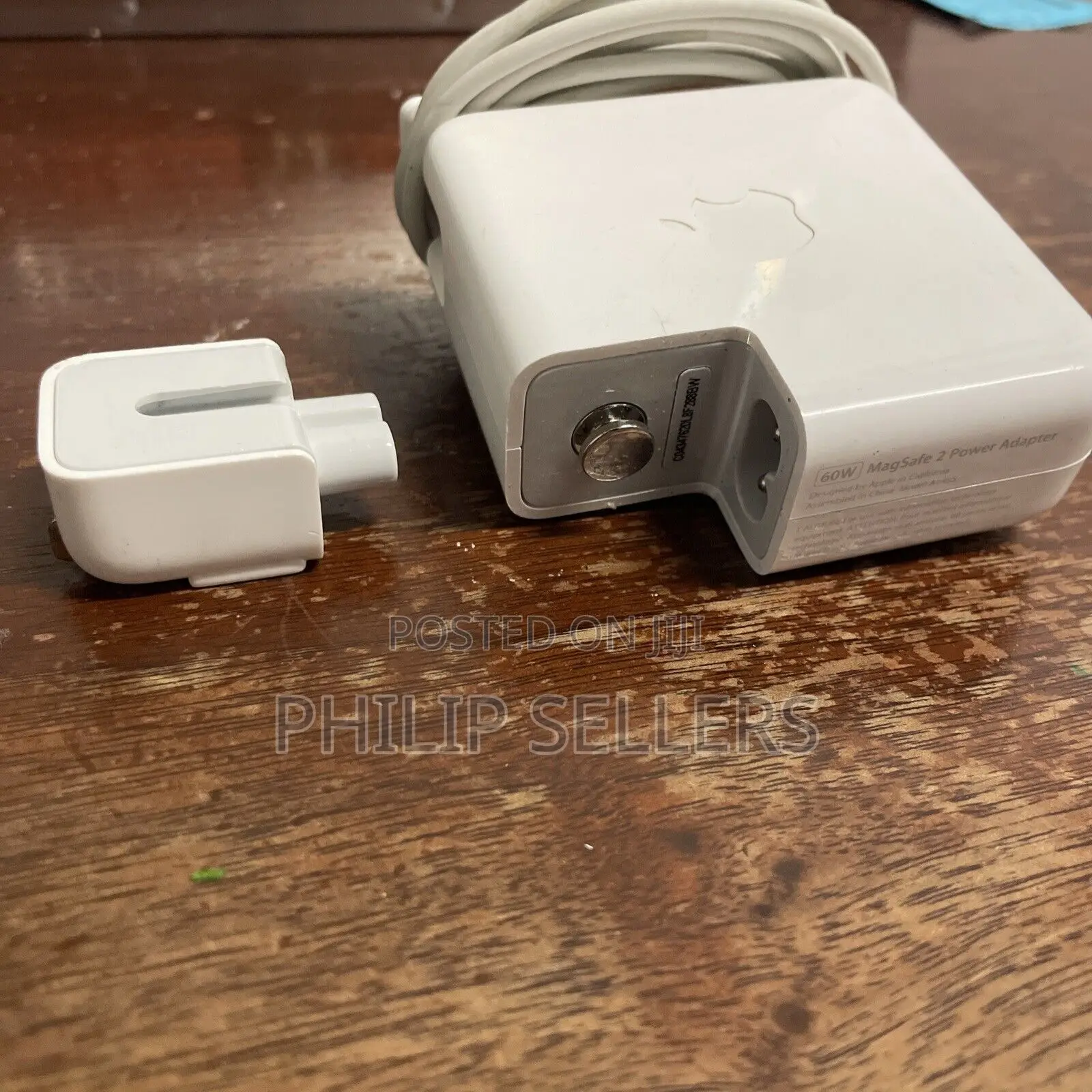 Apple Genuine 60W Magsafe 2 Power Adapter (A1435) for Macboo