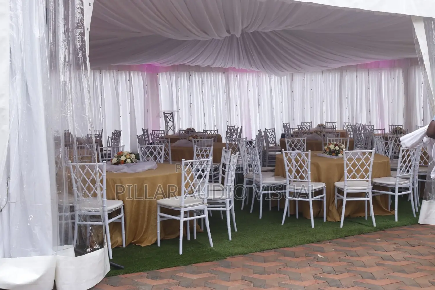 Decorate Chairs/Sits, Tables Tents