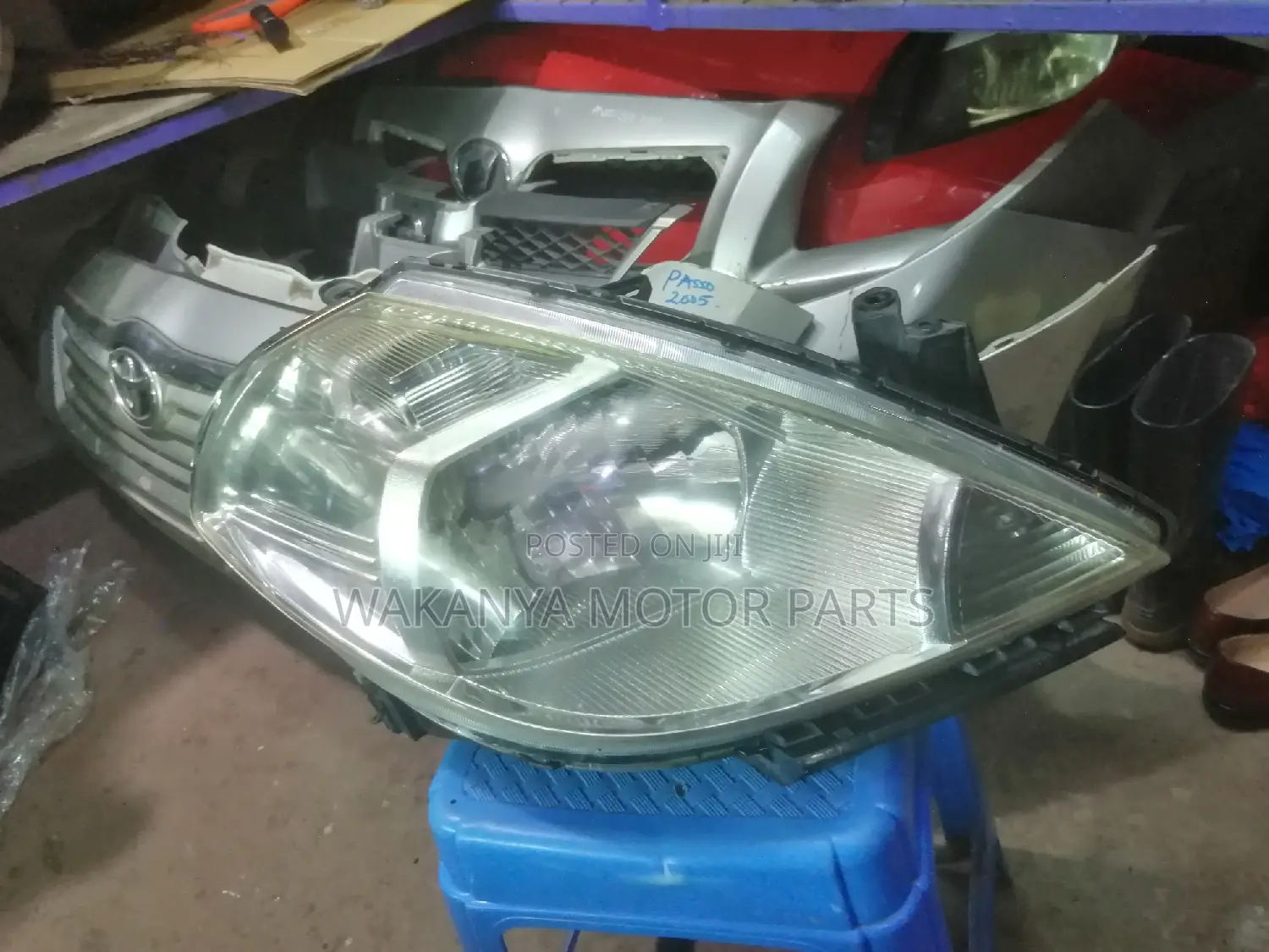 Nissan Tiida 2005/2007 Non Xenon Head Lamp, Clean Ex Japan