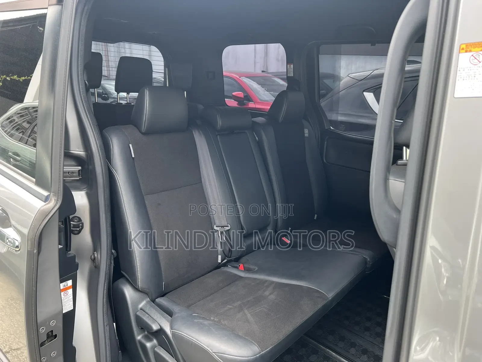 Toyota Noah 2017 Gray