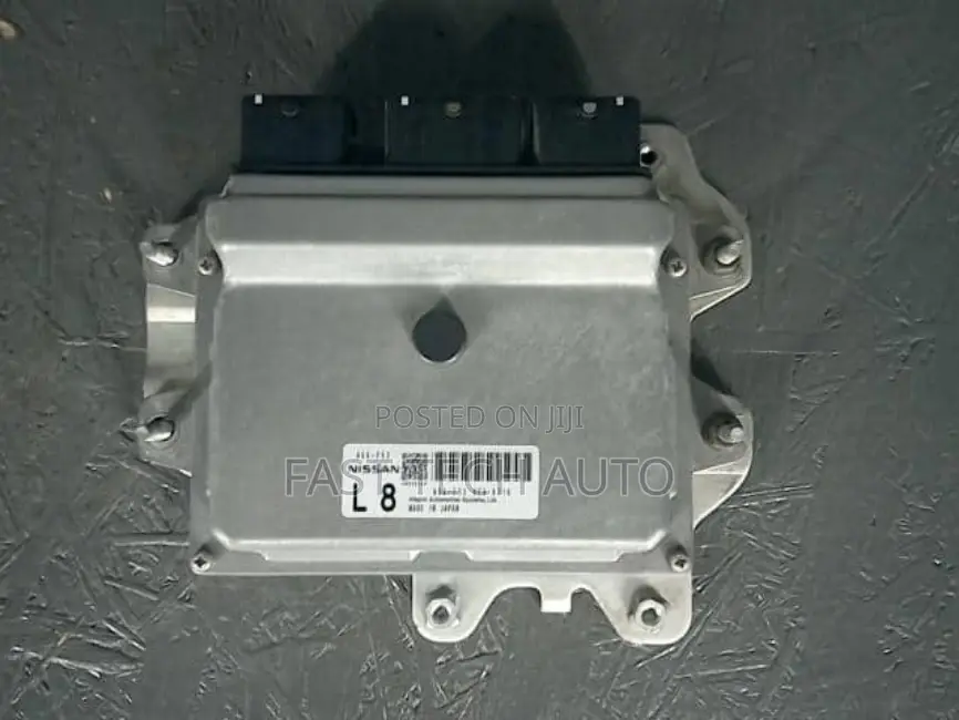 Nissan X-Trail NT31 Engine Control Module
