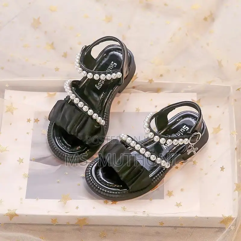 Cute Pearls Sandals*