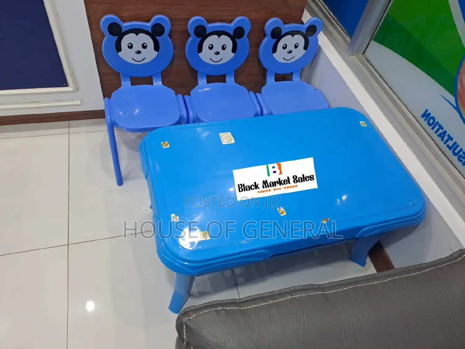 Kids Plastic Table and Chairs