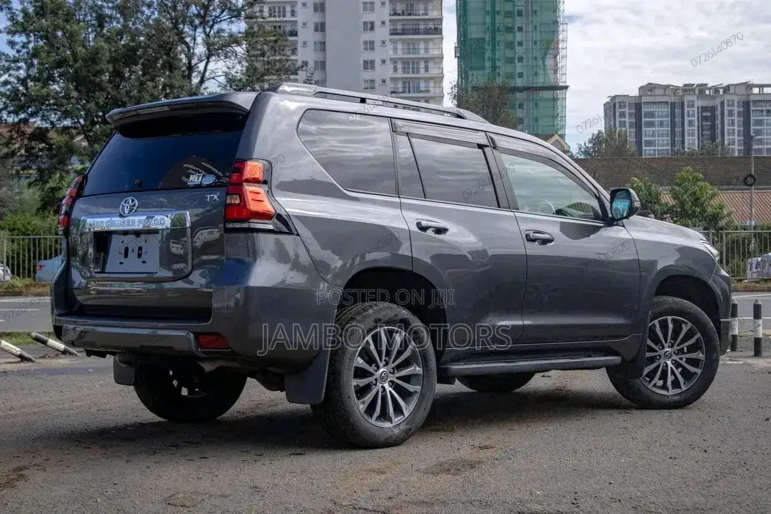 Toyota Land Cruiser Prado 2.7 2018 Black