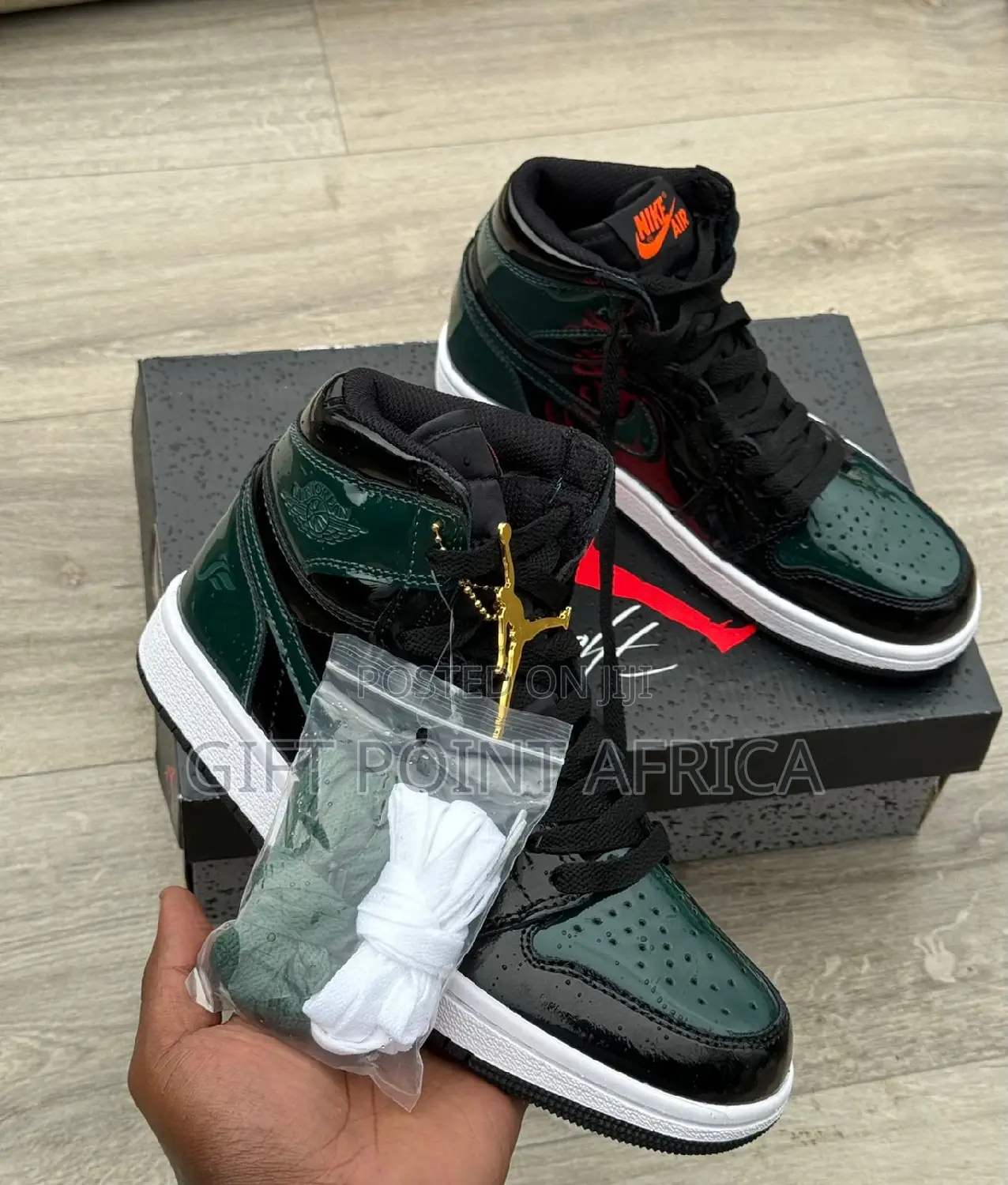 Nike Air Jordan 1 High Sneakers