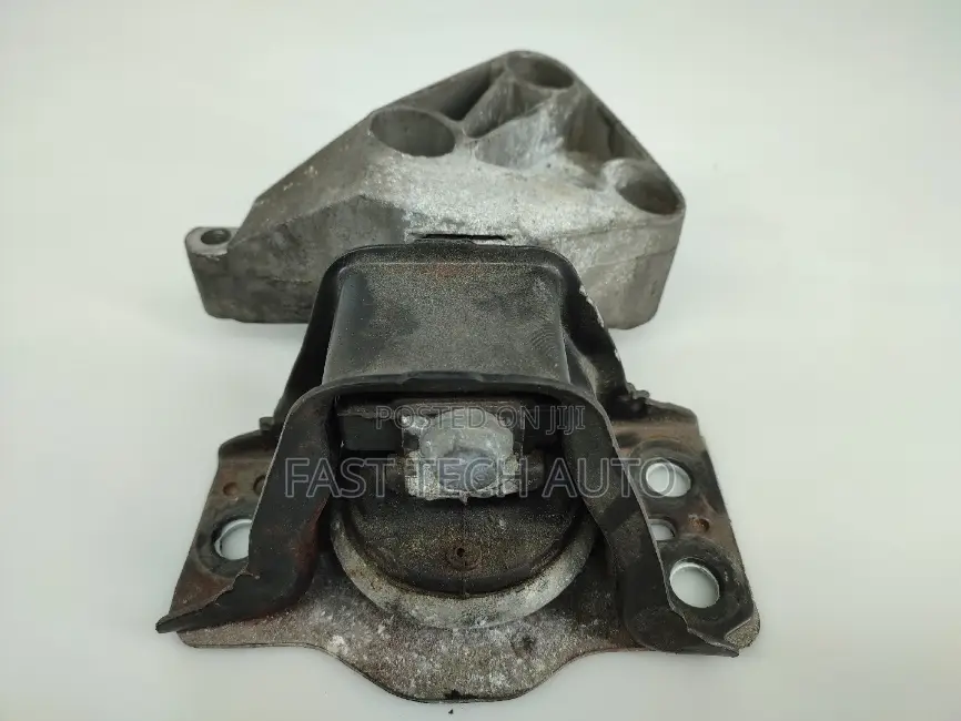 Ex-Trail Nt32 Engine Mount