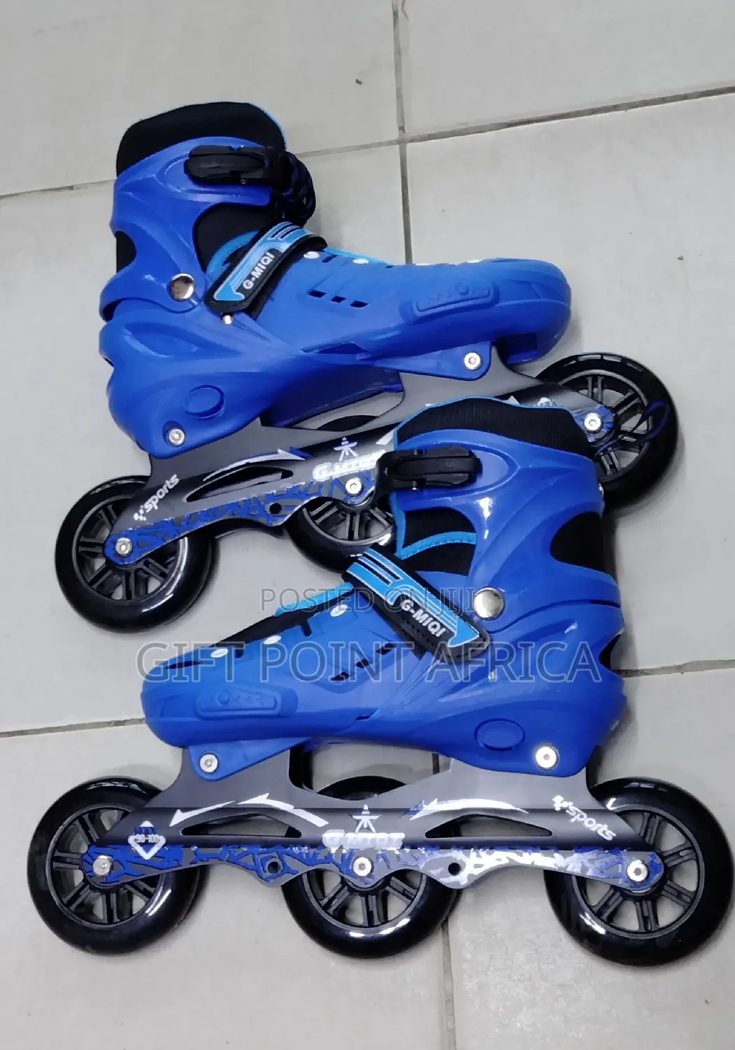 Professional Three Wheel Skates Shoes