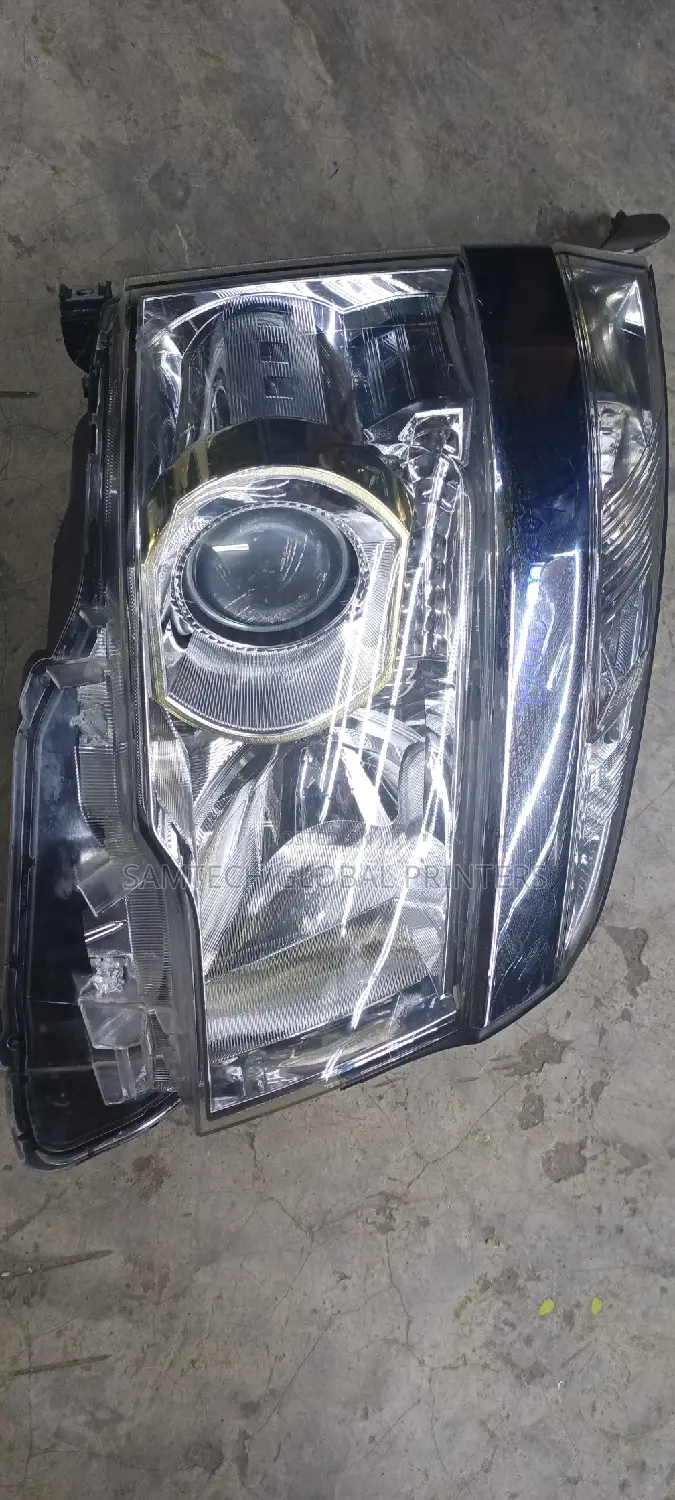 Voxy 2012 Headlight