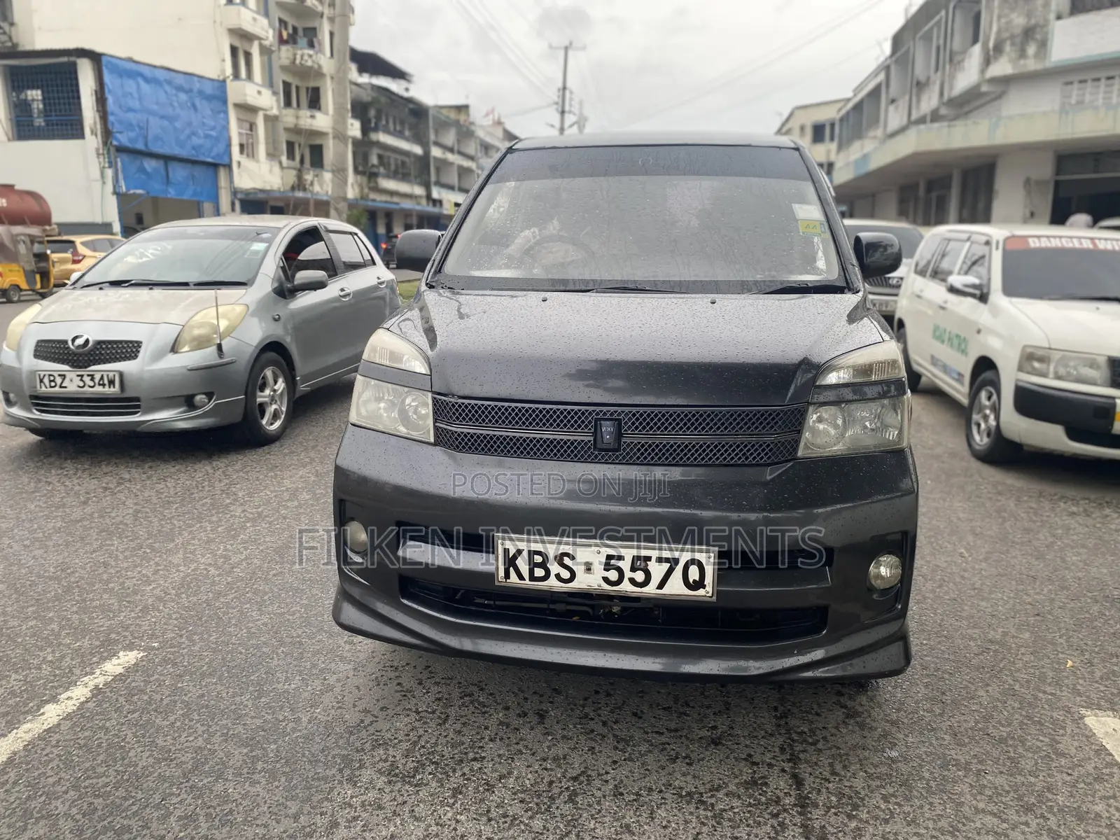 Toyota Voxy 2005 Grey