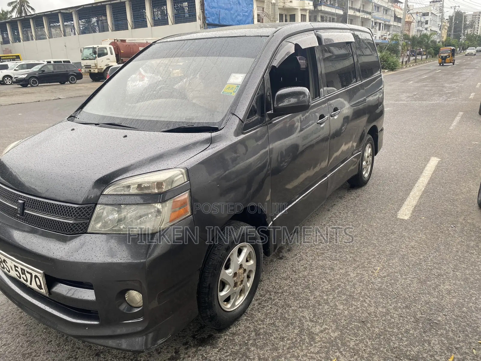 Toyota Voxy 2005 Grey