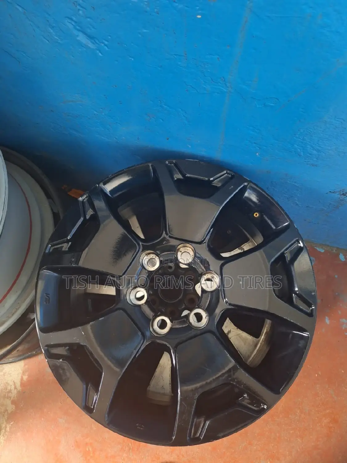 Black Original Hilux 18 Inch Rim