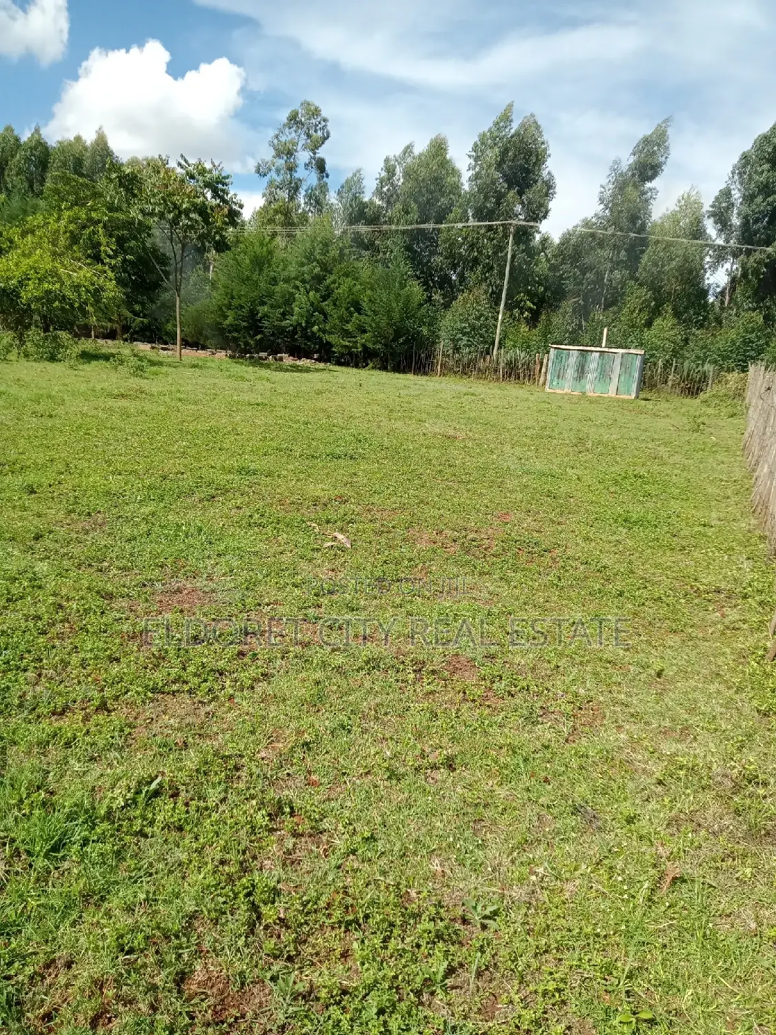 1/4 Kapseret Inder Area 3km From Tarmac