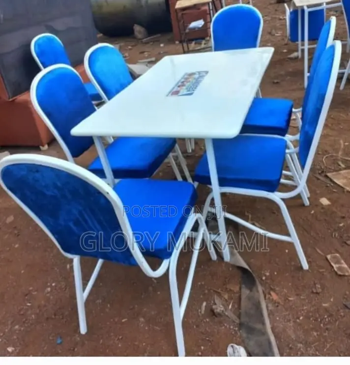 Restaurants Chairs and Table