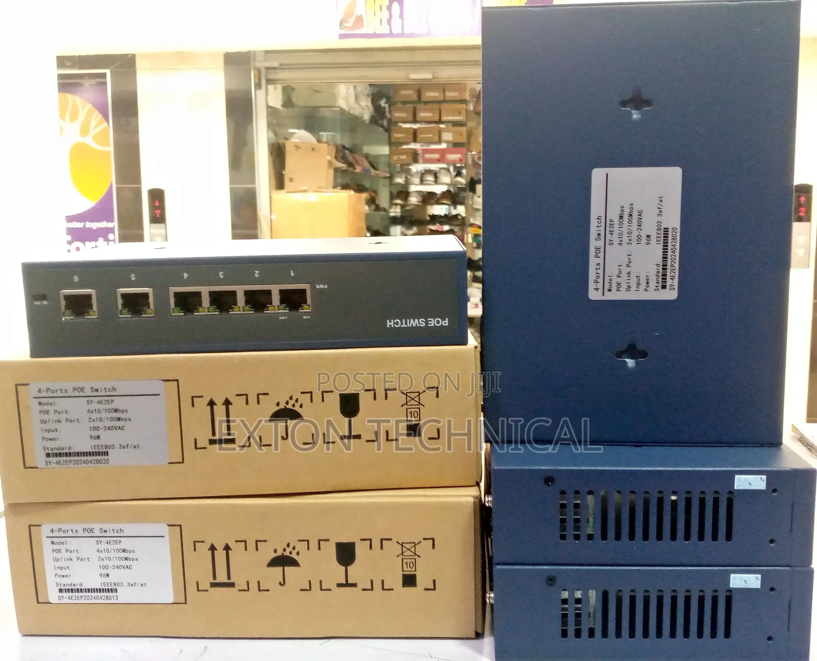 100-240vac Input 4 Port Poe Switch With 2 Uplink Port