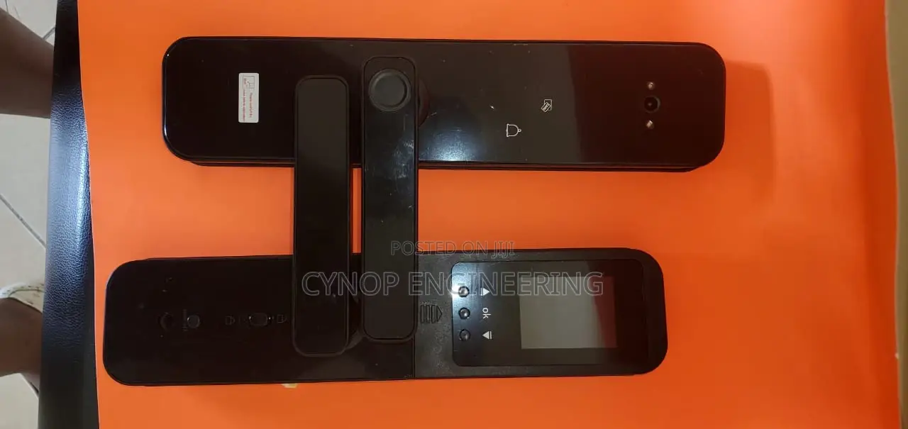 Video Surveilance Smart Door Lock and Bell