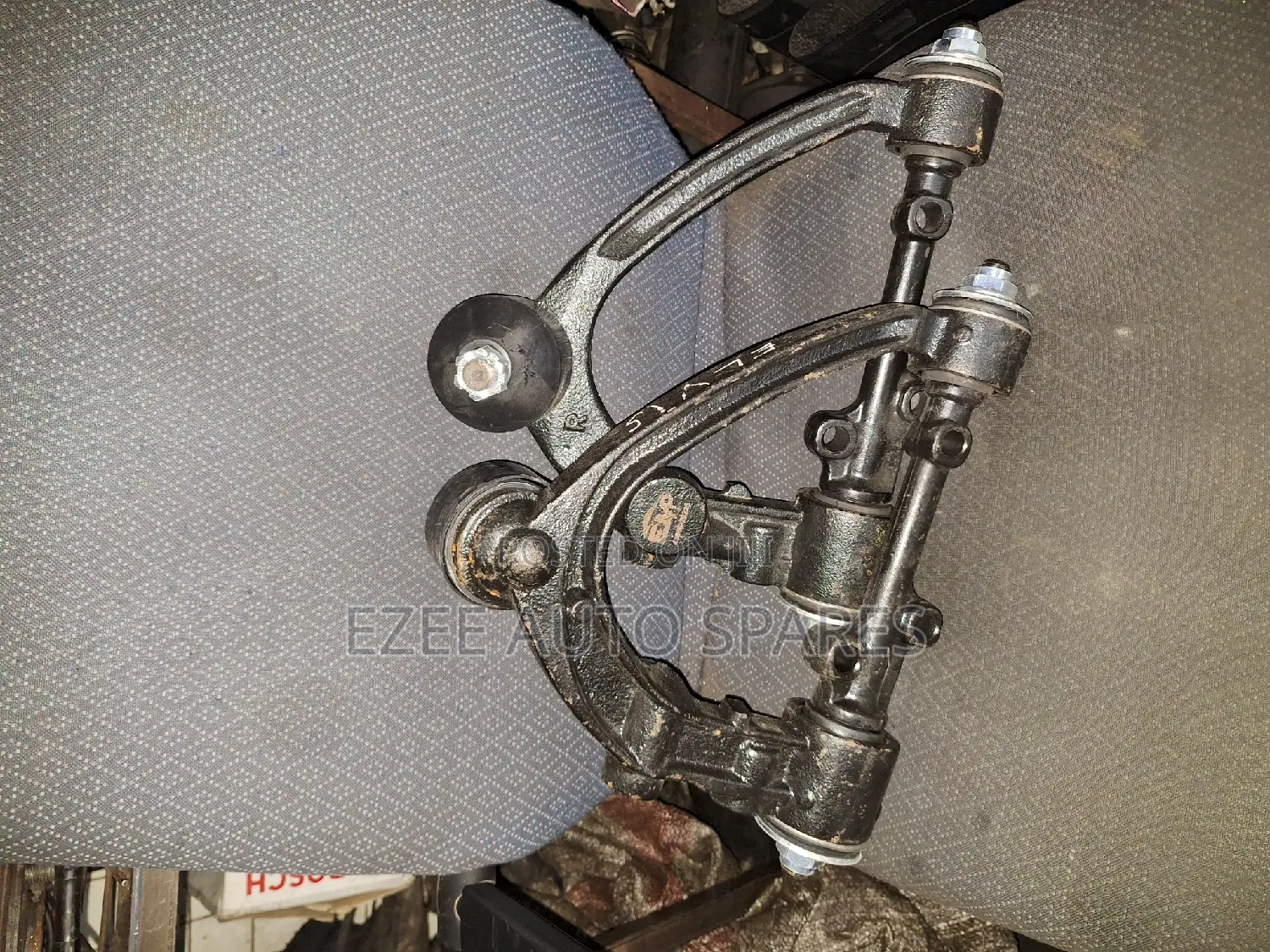 Upper Arm Toyota Hiace 7L