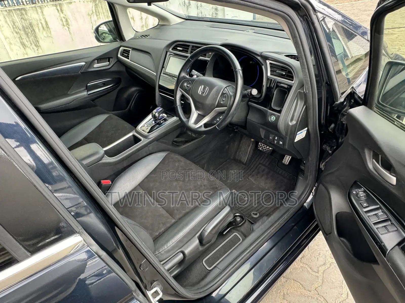 Honda Fit Shuttle 1.5 Hybrid 2WD 2018 Blue