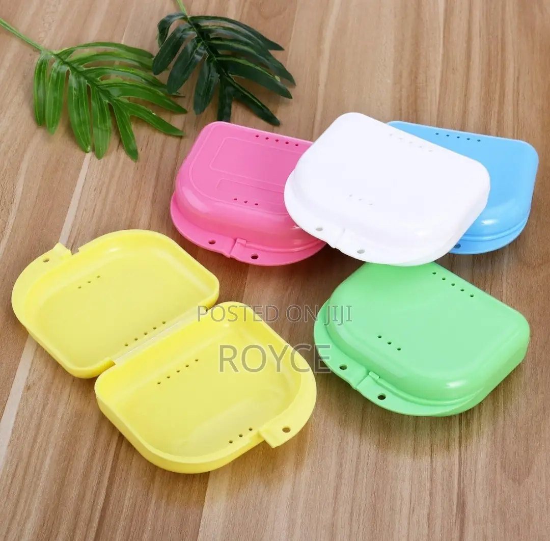 Denture Retainer Box