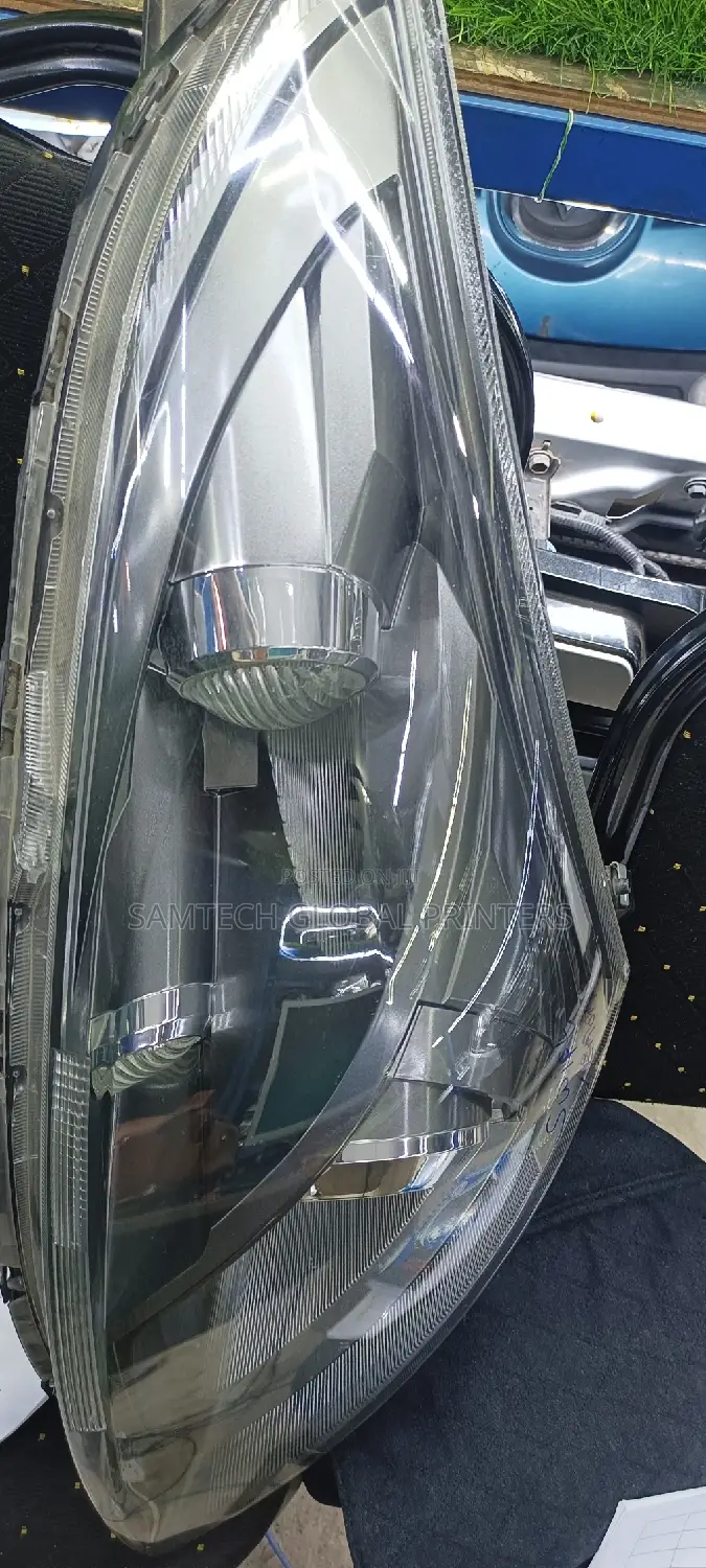 Heavy Swift 2015 Headlight