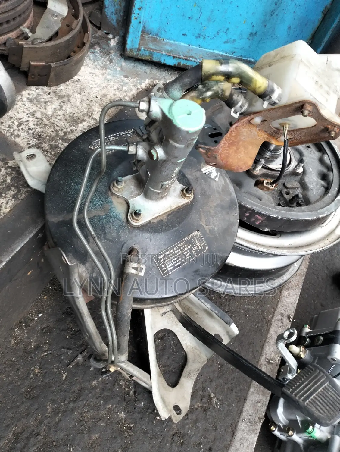 Toyota Hiace Shark 3l/5l Break Booster Complete