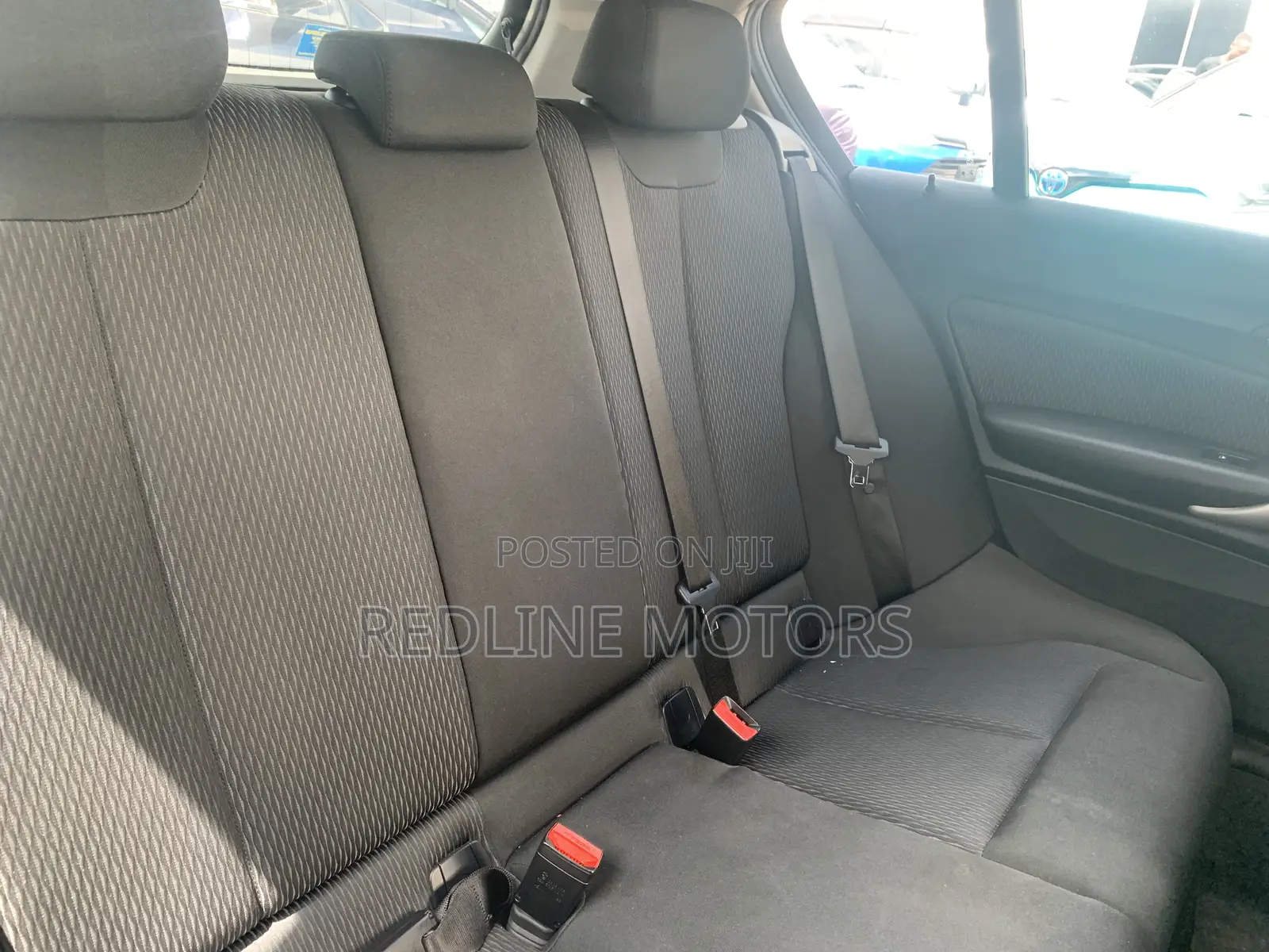 BMW 118i 2016 Off white