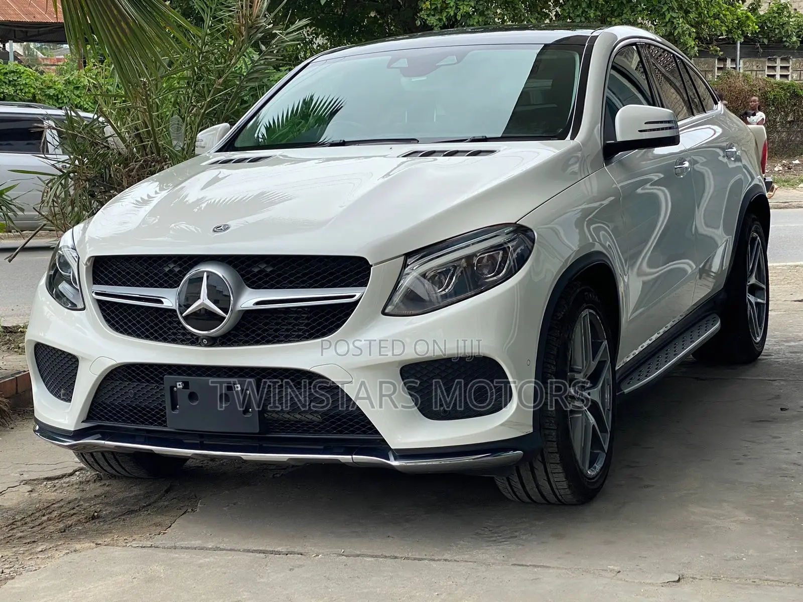 Mercedes-Benz GLE-Class GLE 350d 4MATIC 2018 White