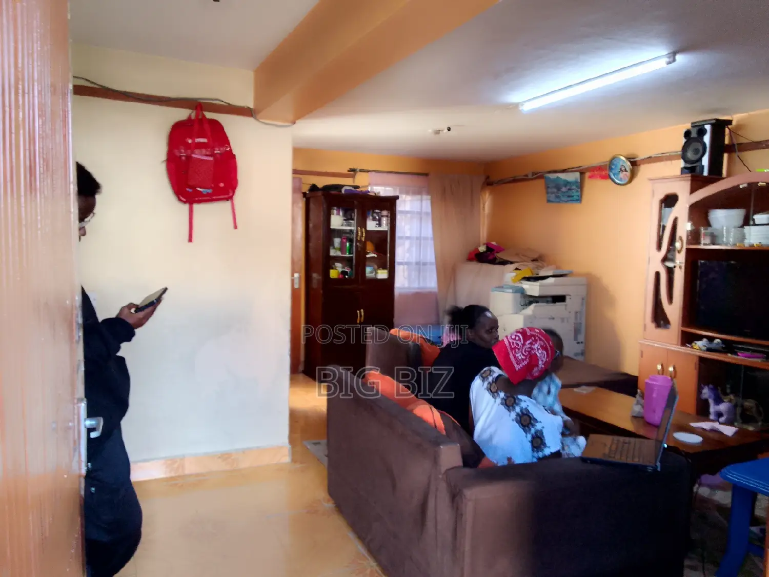 3bdrm Maisonette in Best Deal 3Br+Sq, Donholm for sale