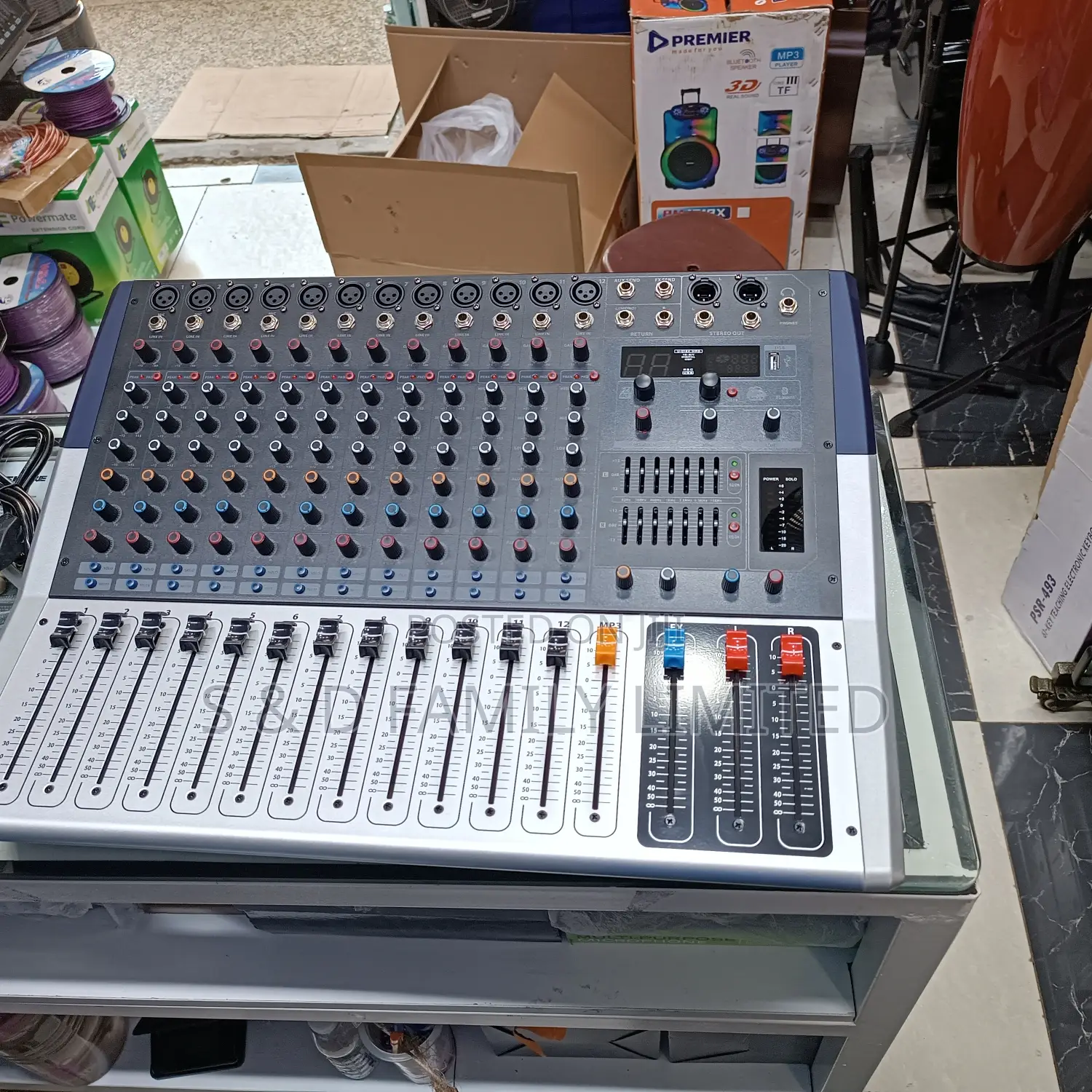 Si Audio 12 Channels Powered Mixer