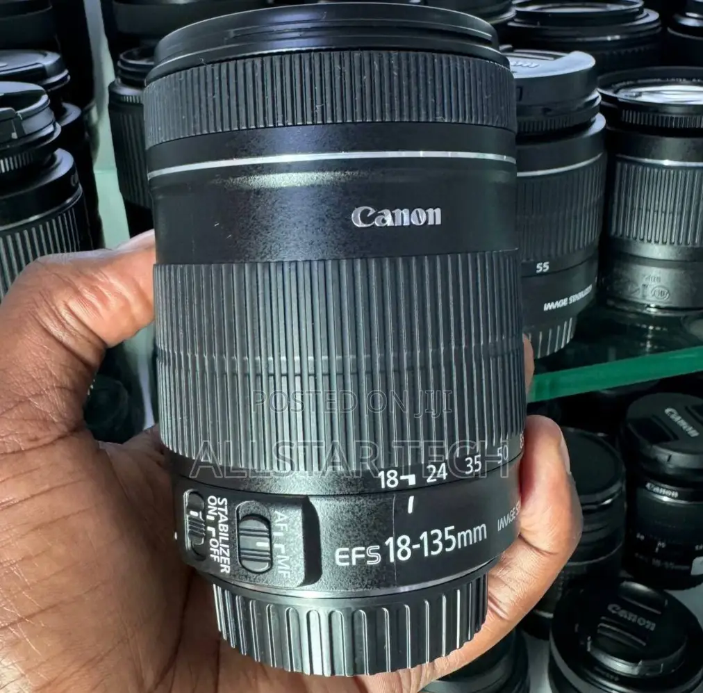 Canon EF-S 18-135mm F/3.5-5.6 IS STM Lens