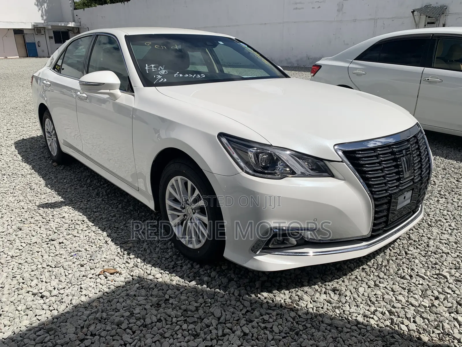 Toyota Crown 2017 White