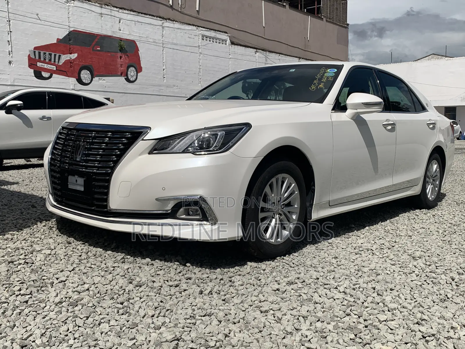 Toyota Crown 2017 White