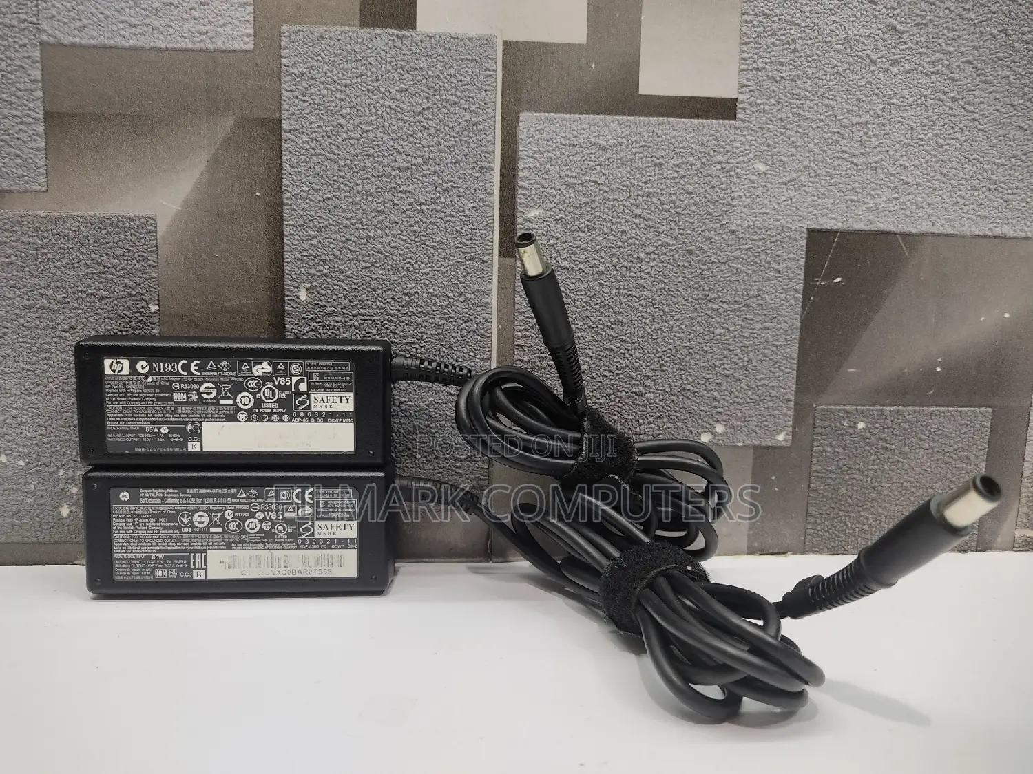 EX UK Original HP Big Pin 65W 19.5V 3.33A AC Adapter