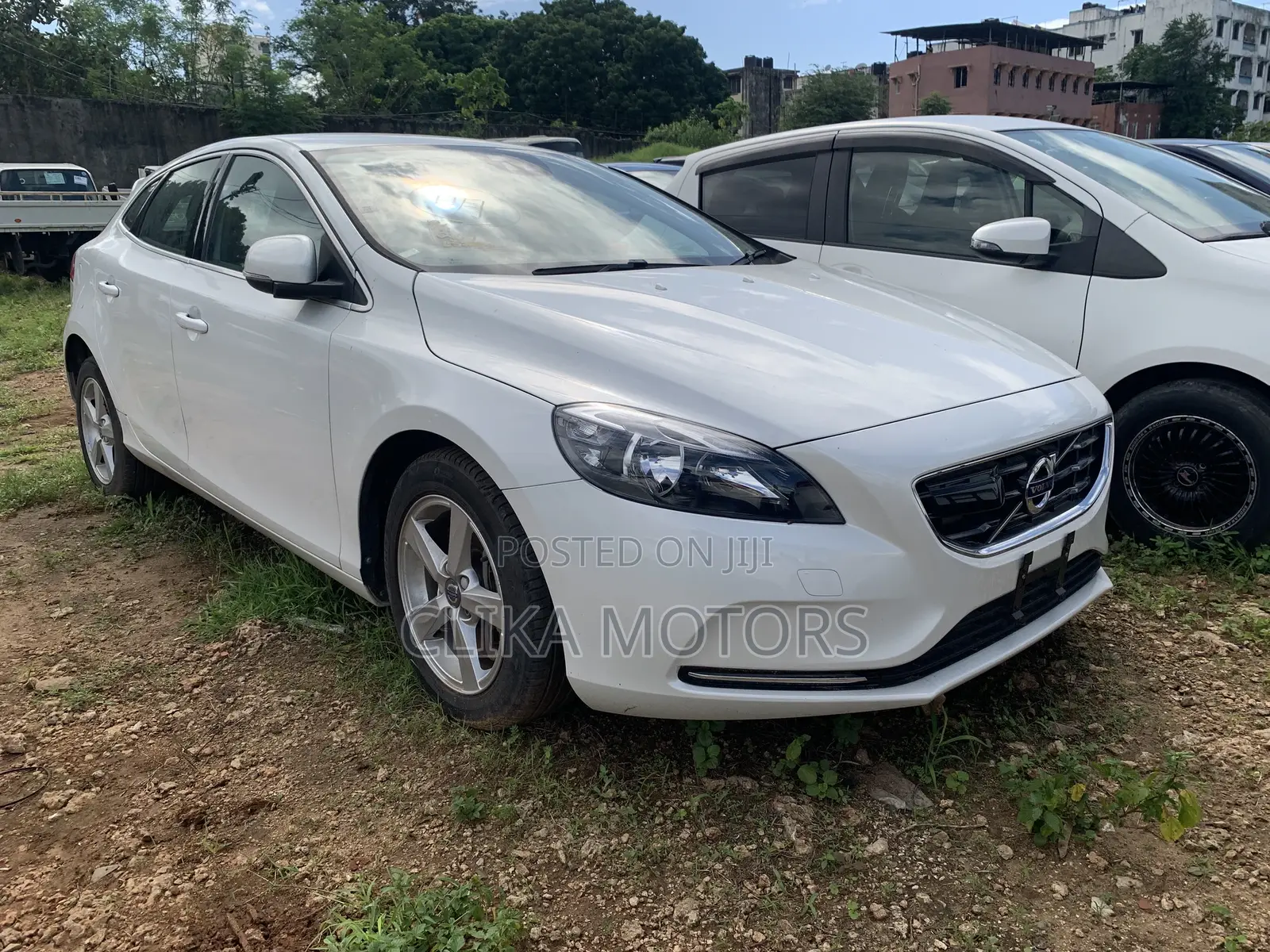 Volvo V40 2016 Off white