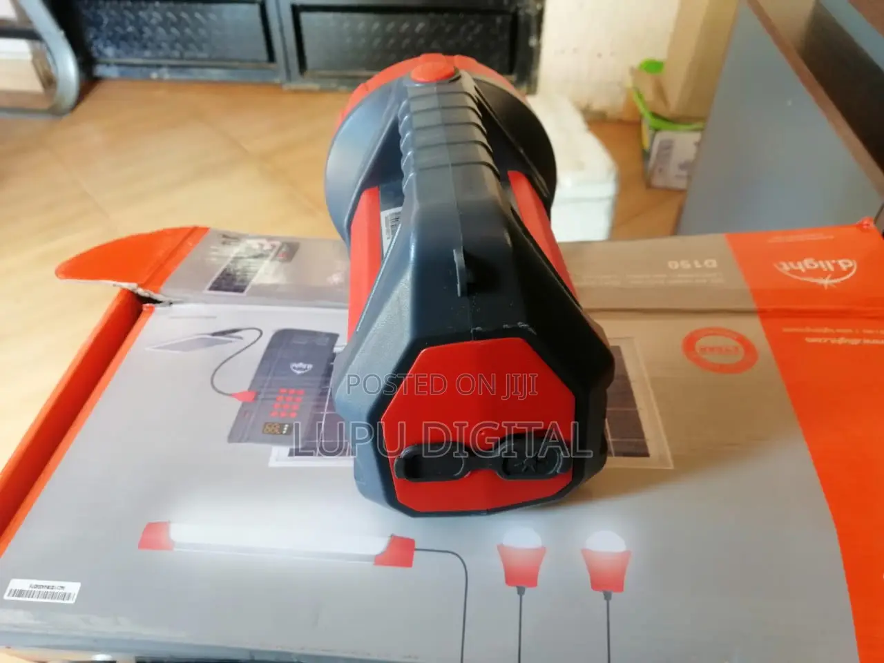 T200 D. Light Torch