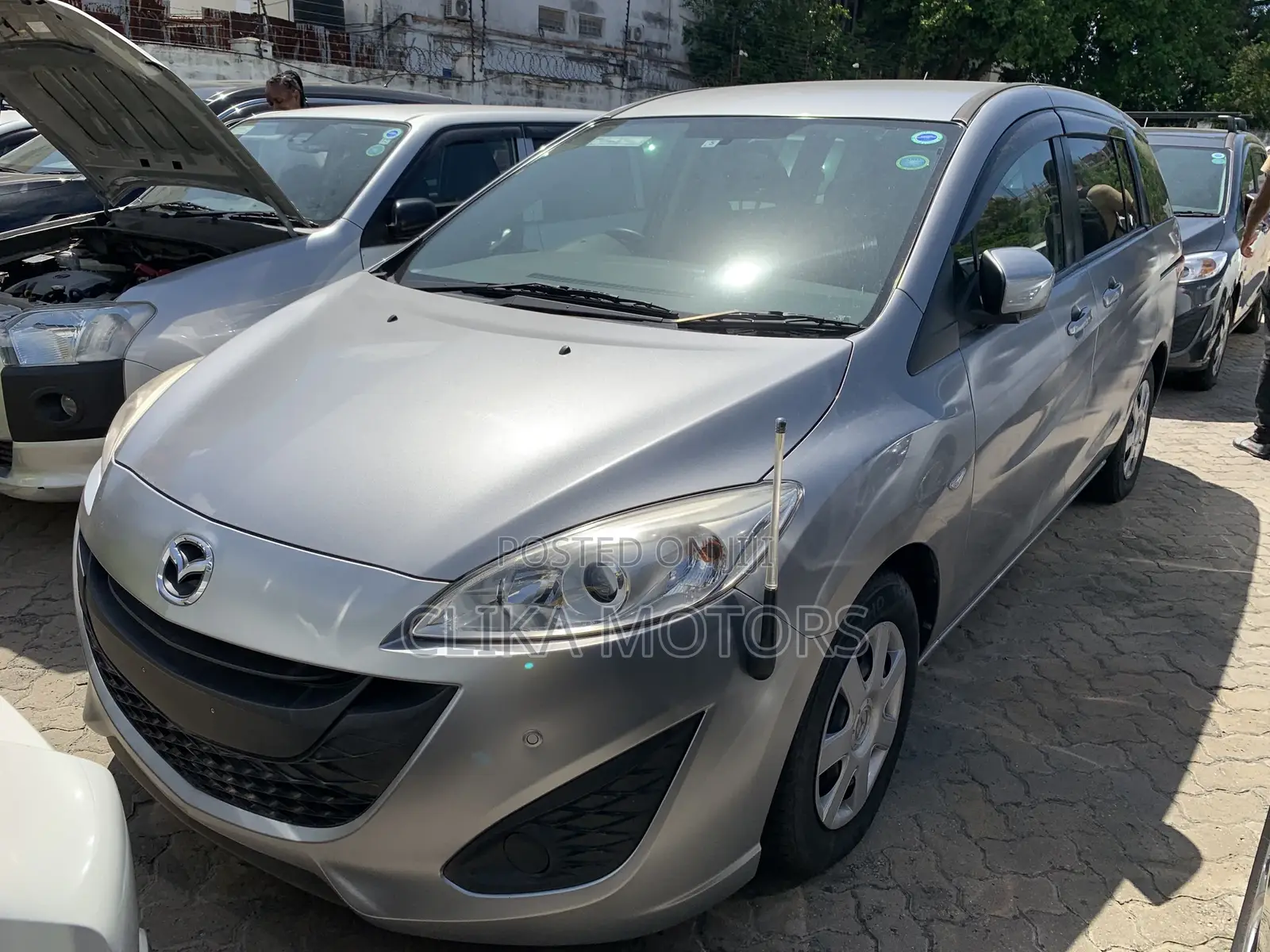 Mazda Premacy 2017 Silver