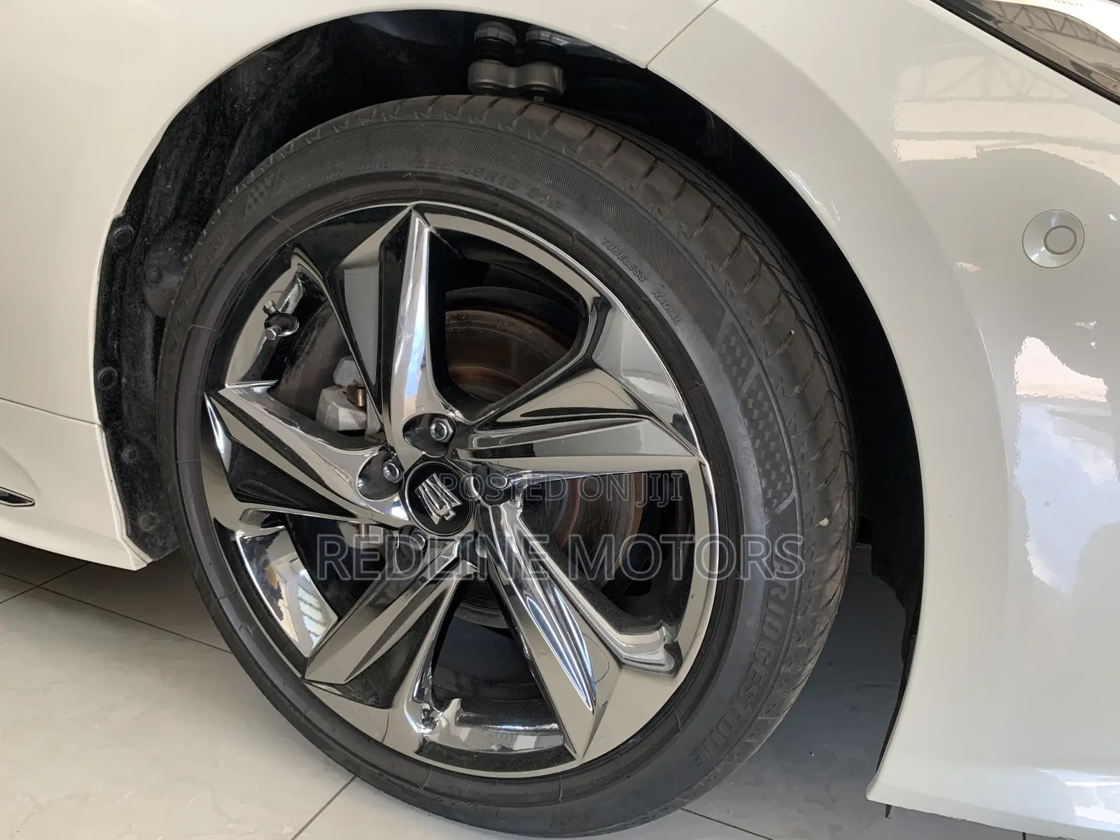 Toyota Crown 2018 White