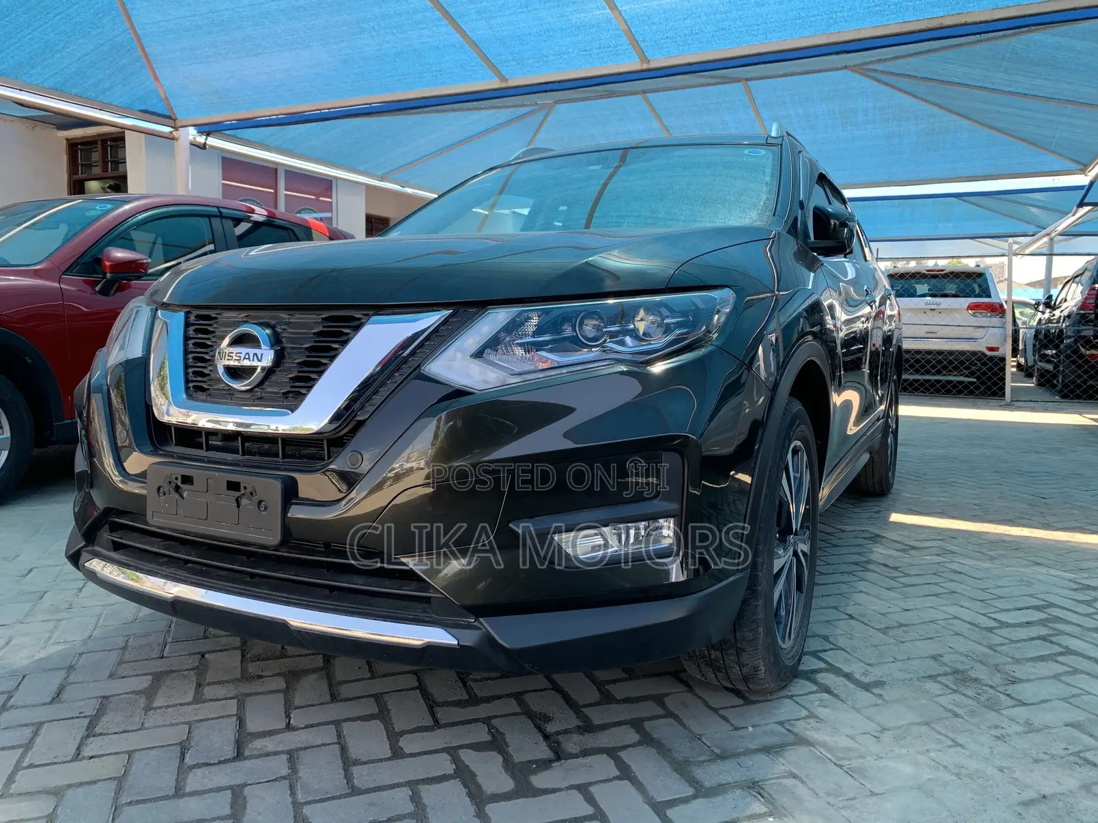 Nissan X-Trail 2.0 Petrol AWD 2017 Green