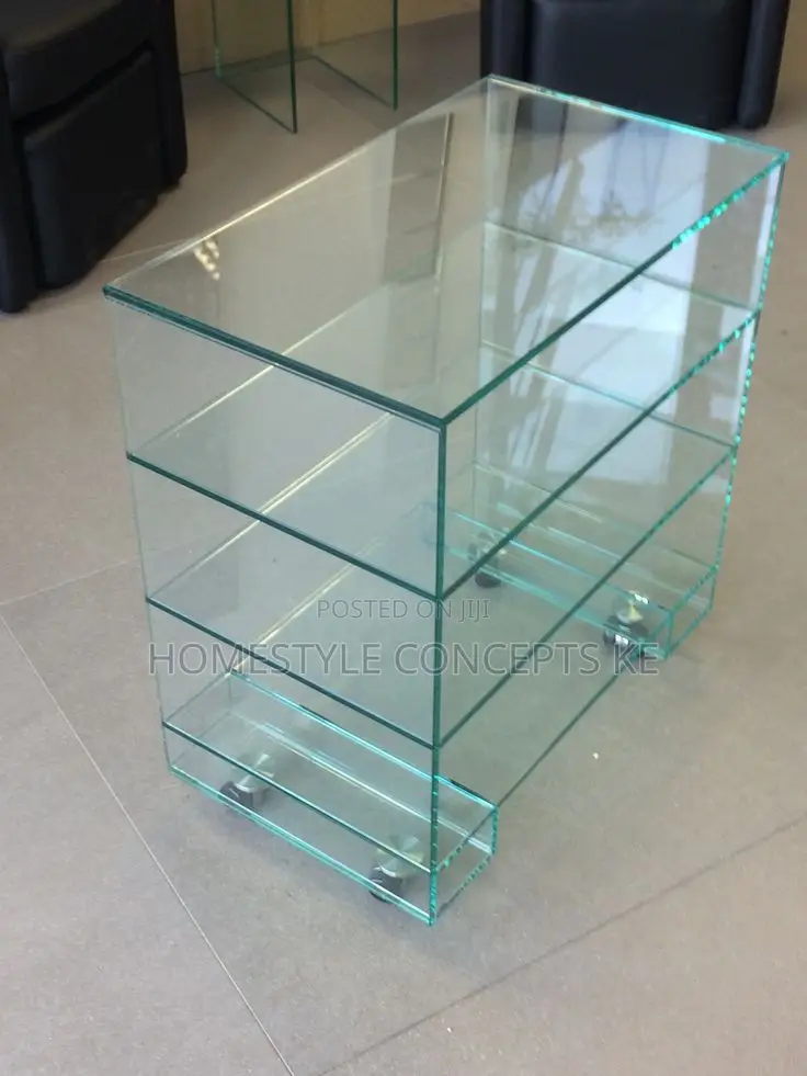 Glass Shelves and Display Cases Counters