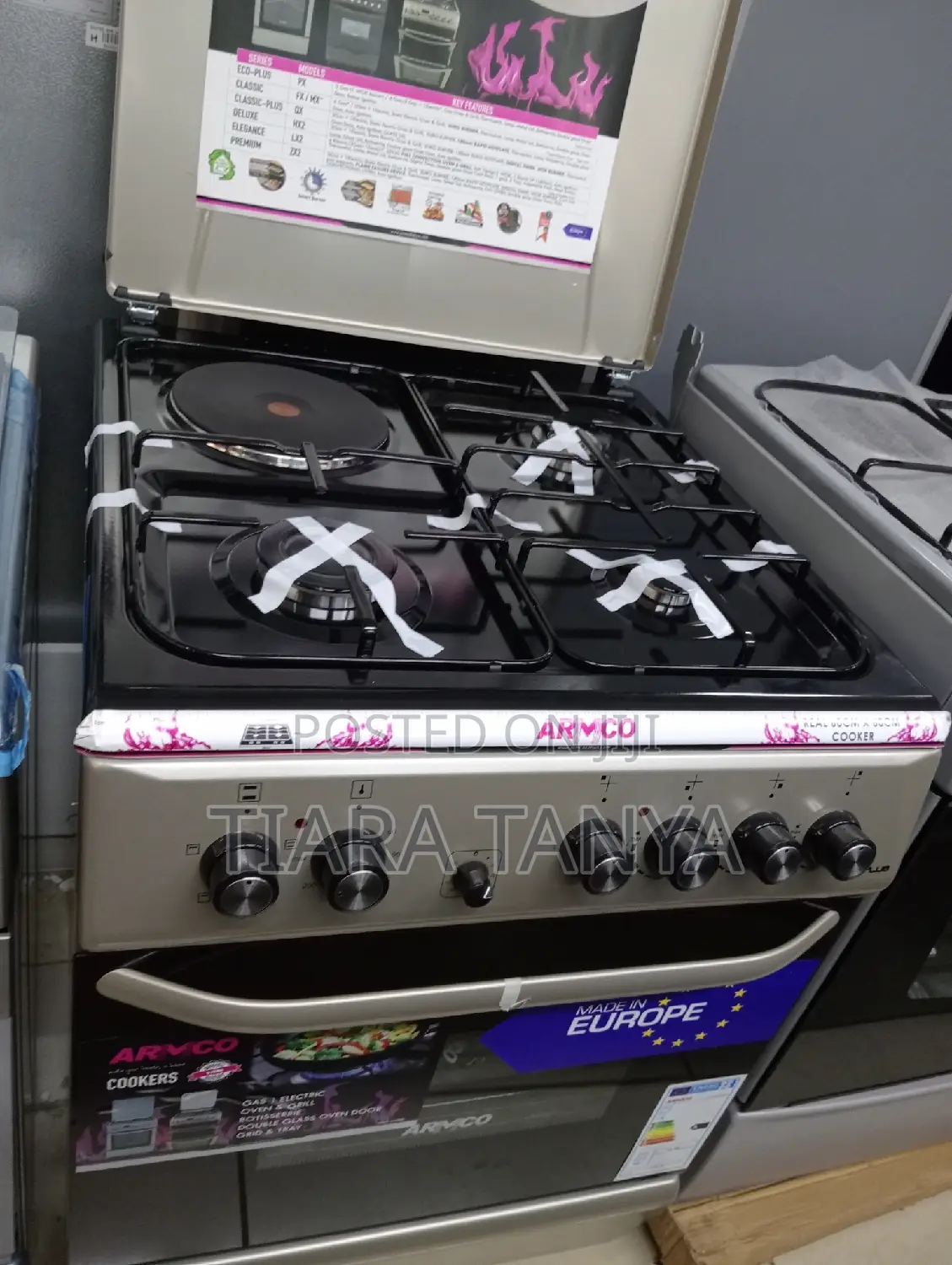 Armco 60 by 60 3gas and 1 Electric Cooker