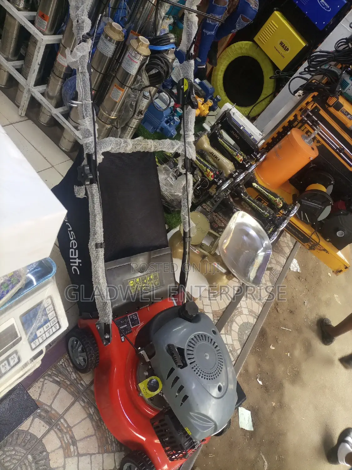 Lawnmower Machine