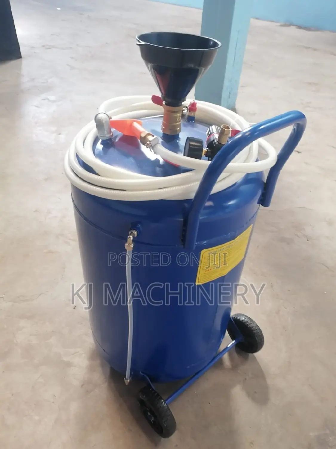 Soap Dispenser /Foaming Machine 60l Capacity.