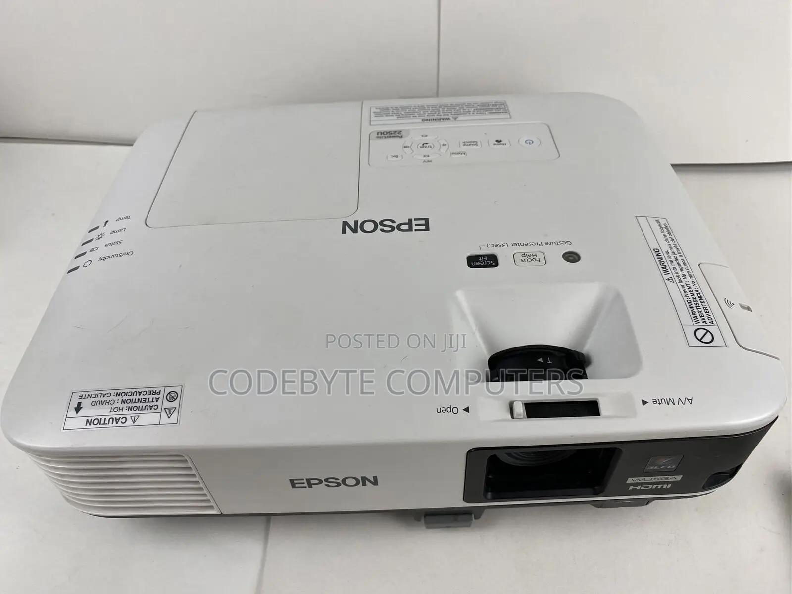 Epson Eb-2250u Projector//Epson Eb-2250u Projector