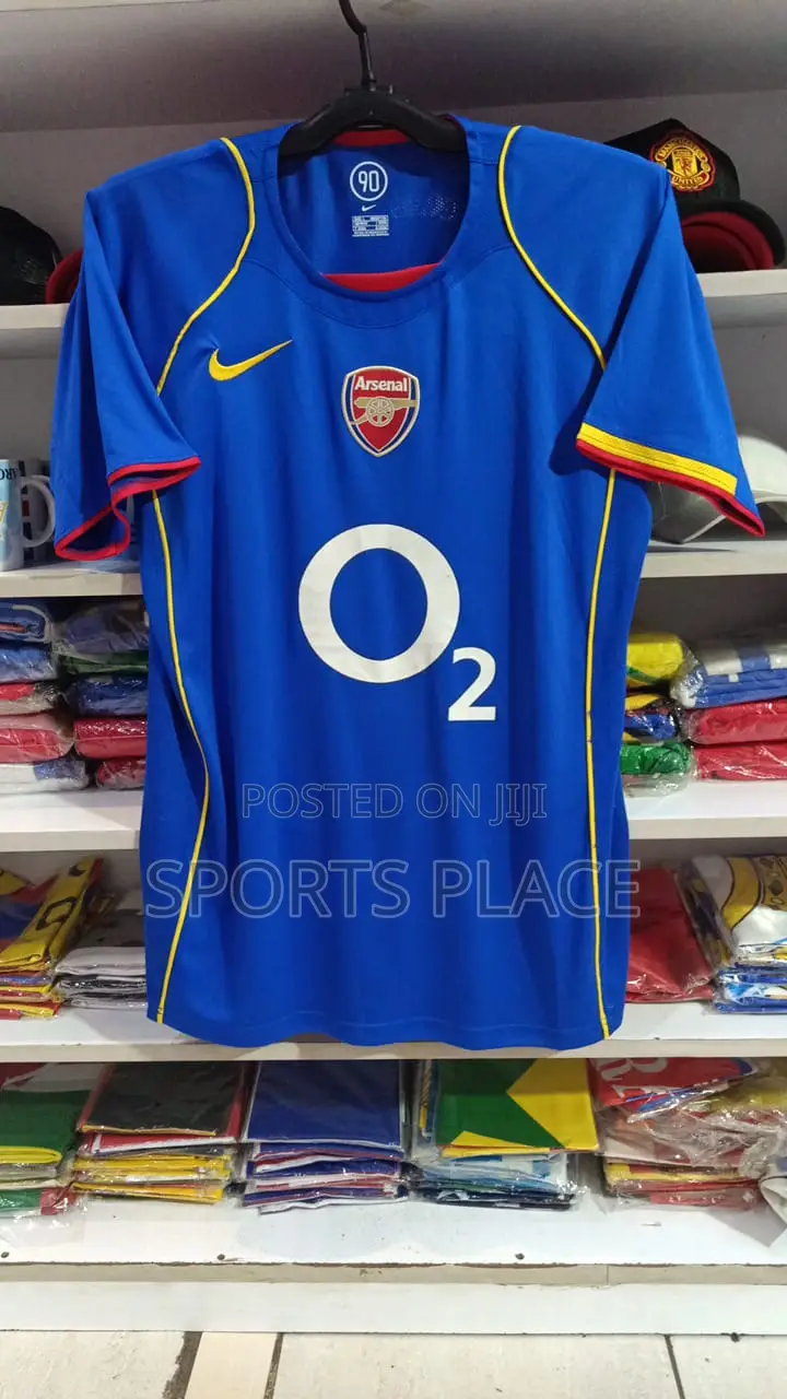 Arsenal Retro 2004/05 Away Jersey