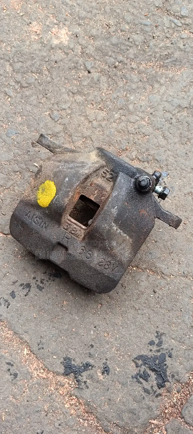 Toyota 7L Hiace Front Calipers Now Available.