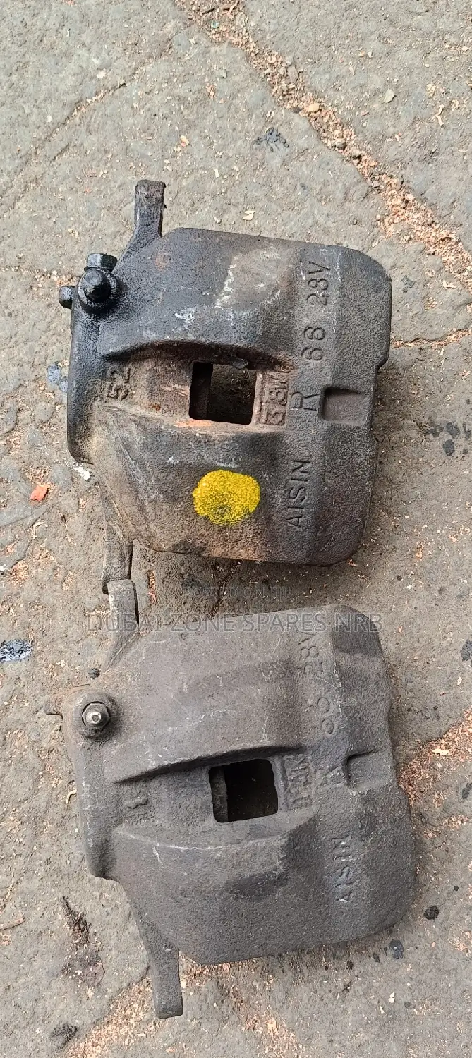 Toyota 7L Hiace Front Calipers Now Available.