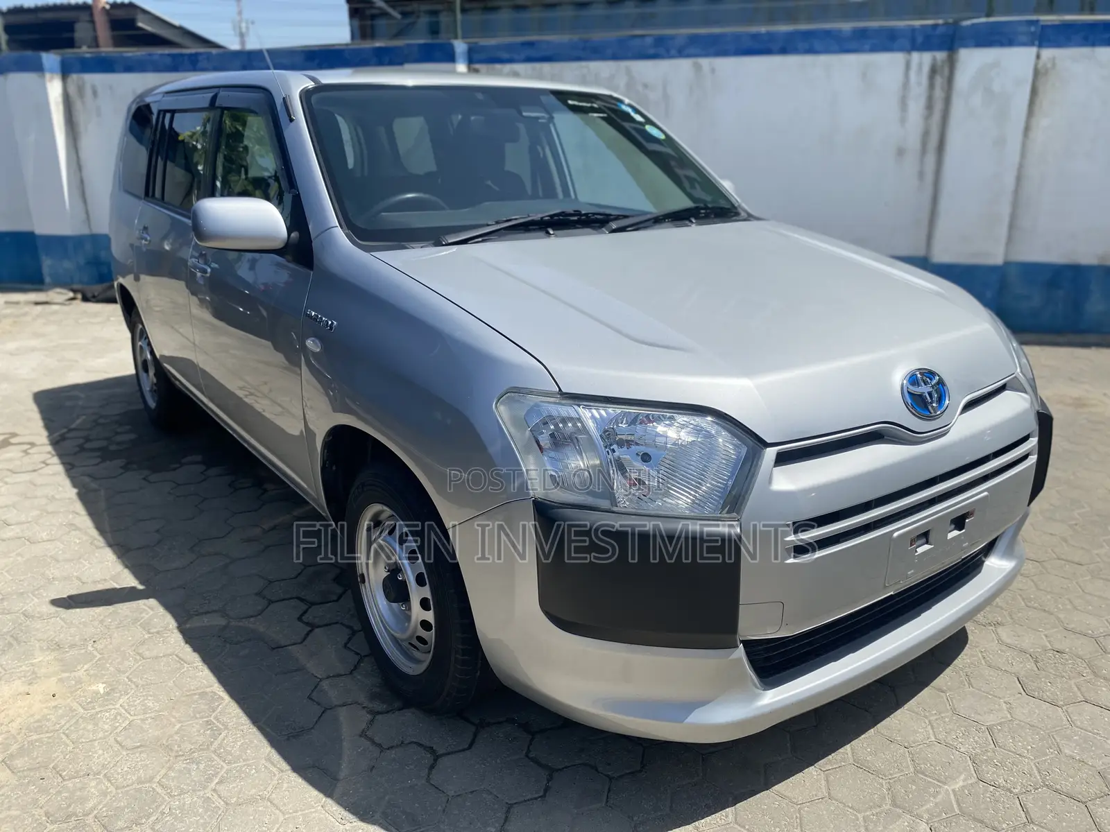 Toyota Probox 1.5 F 2WD 2017 Silver
