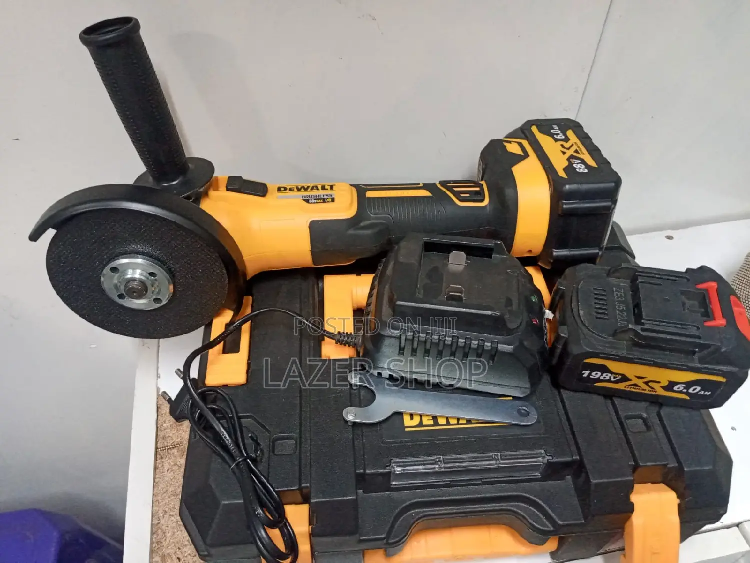 198V Dewalt Cordless Grinder