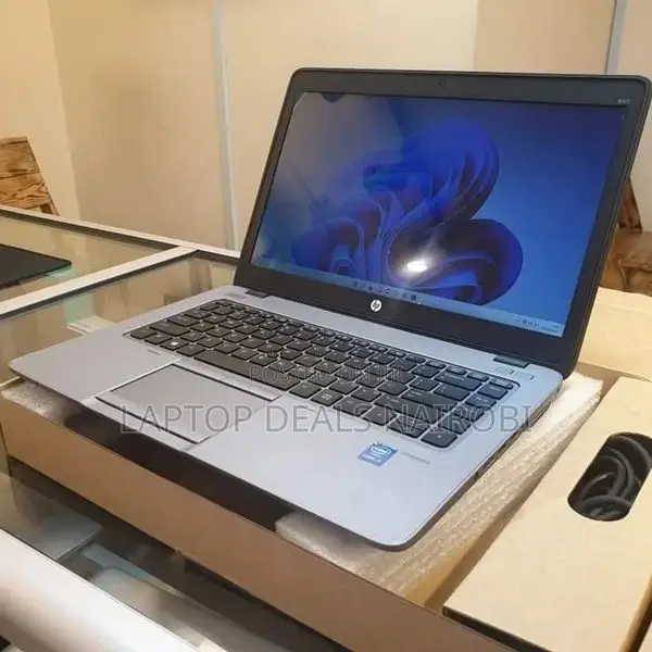 Laptop HP EliteBook 840 G1 8GB Intel Core I5 HDD 256GB