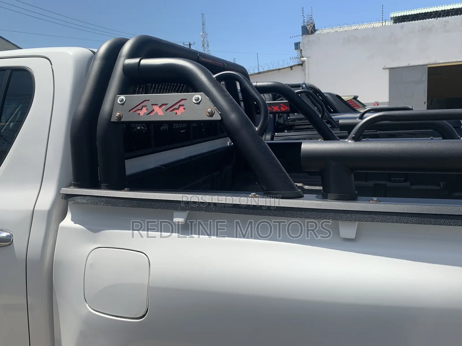Toyota Hilux SR5 4x4 2016 White
